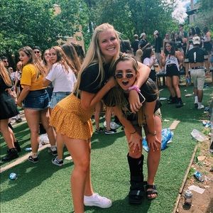 Meet your Posher, Grace